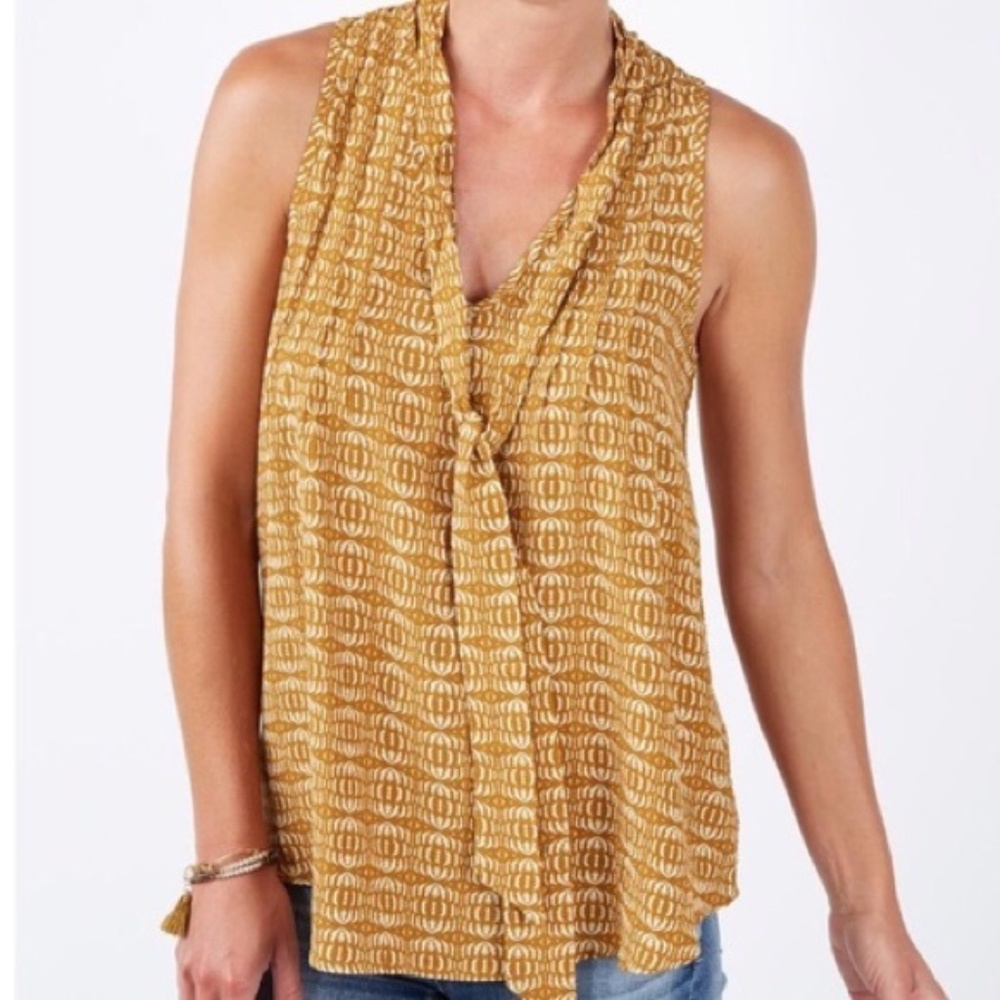 🌻Willow & Clay yellow tie neck boho tank top